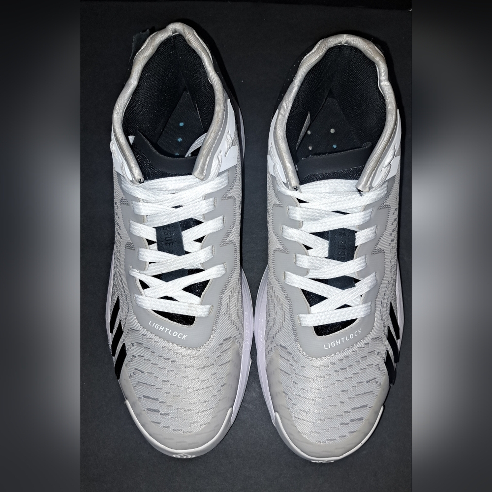 Adidas Men’s Lightweight Running Sneakers with Lightlock Support, Size 10.